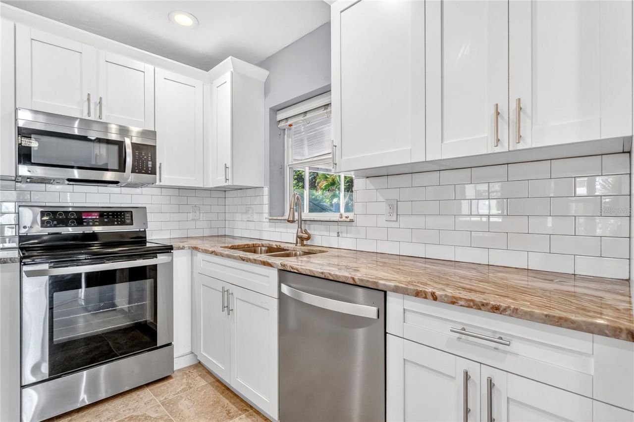 2000 76th Street N, Saint Petersburg, FL 33710 Photo