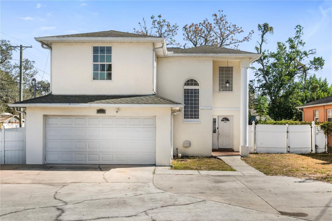 8613 N 15th Street, Tampa, FL 33604 Main Photo