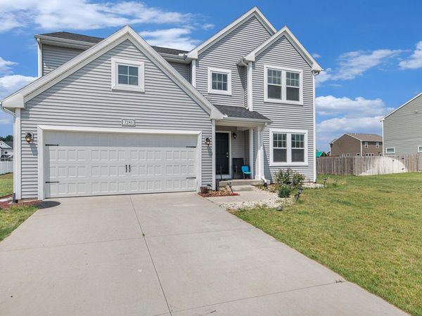 7280 Hopkinton Drive, Kalamazoo, MI 49009