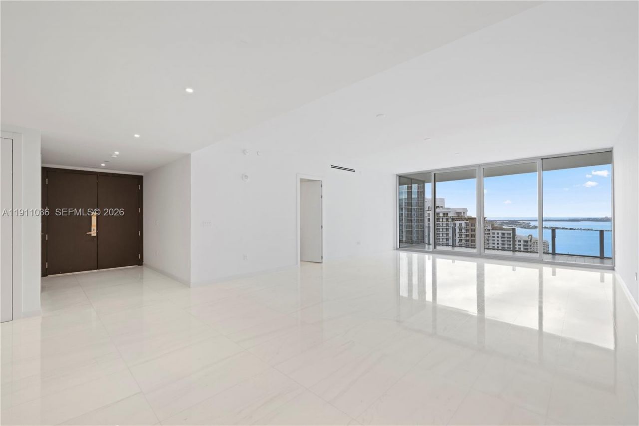 300 Biscayne Blvd Way, Unit 3404C, Miami, FL 33131 Photo