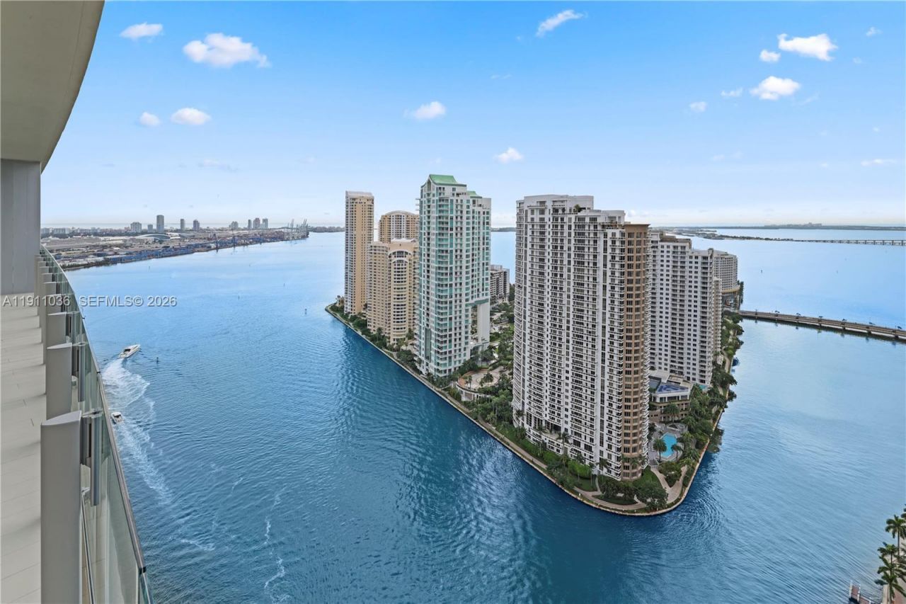 300 Biscayne Blvd Way, Unit 3404, Miami, FL 33131 Photo