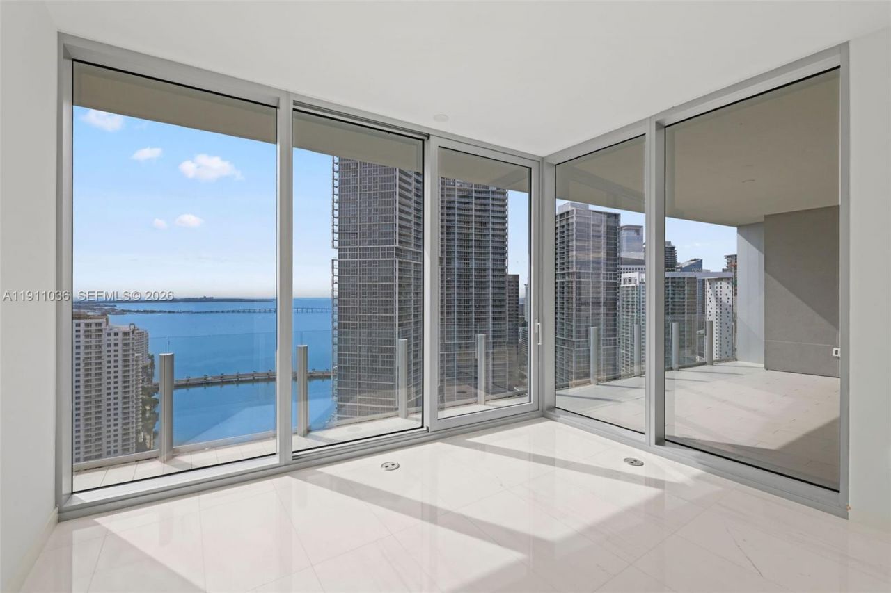 300 Biscayne Blvd Way, Unit 3404C, Miami, FL 33131 Photo
