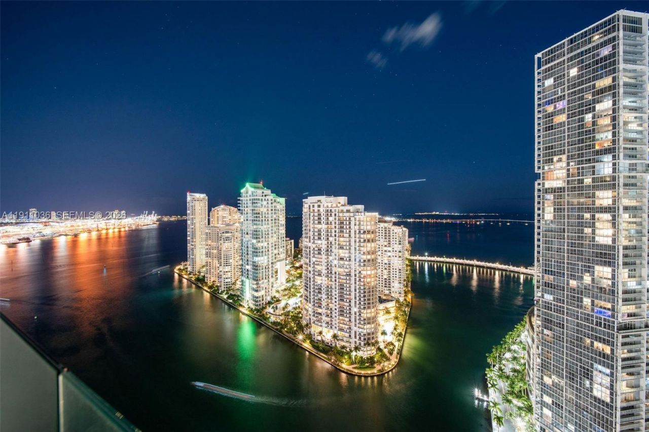 300 Biscayne Blvd Way, Unit 3404, Miami, FL 33131 Photo