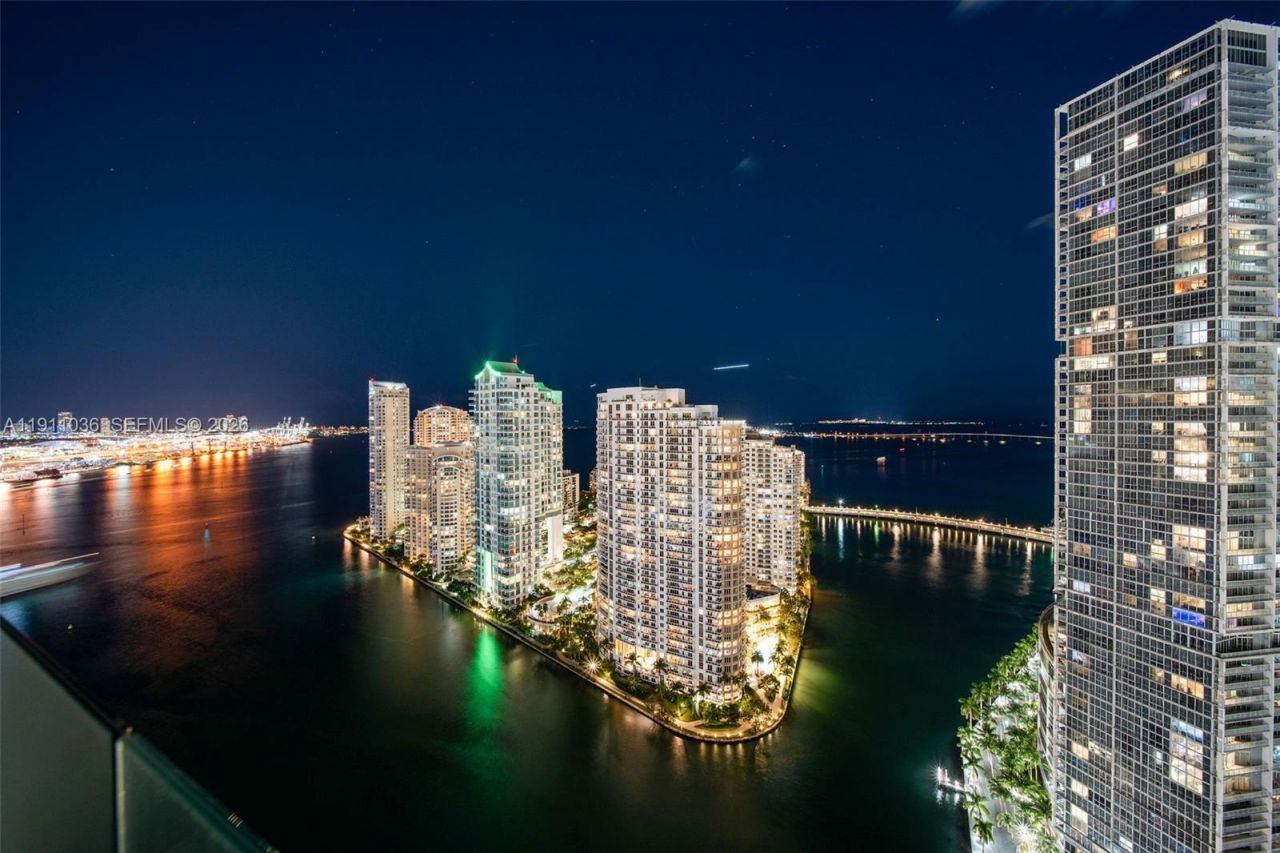 300 Biscayne Blvd Way, Unit 3404, Miami, FL 33131 Photo