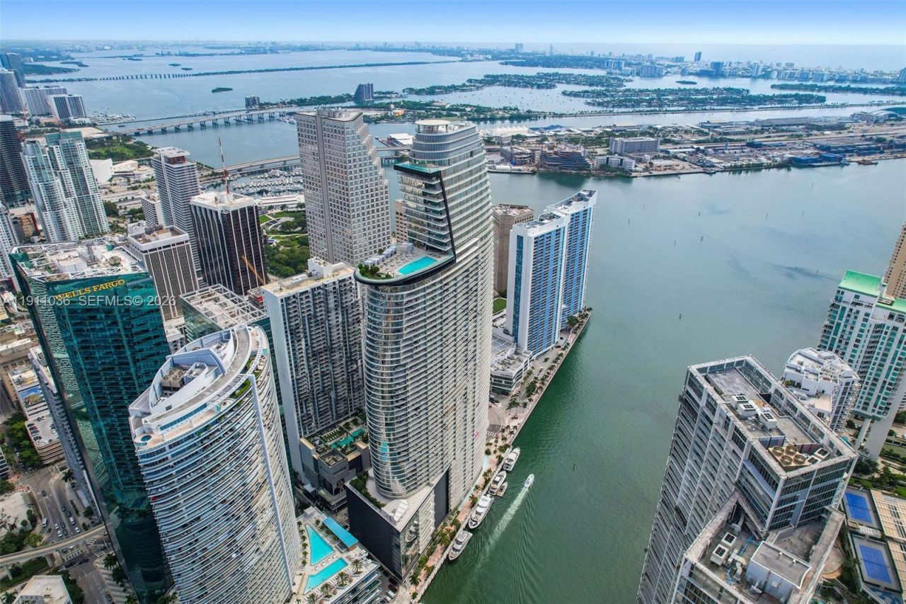 300 Biscayne Blvd Way, Unit 3404C, Miami, FL 33131 Photo