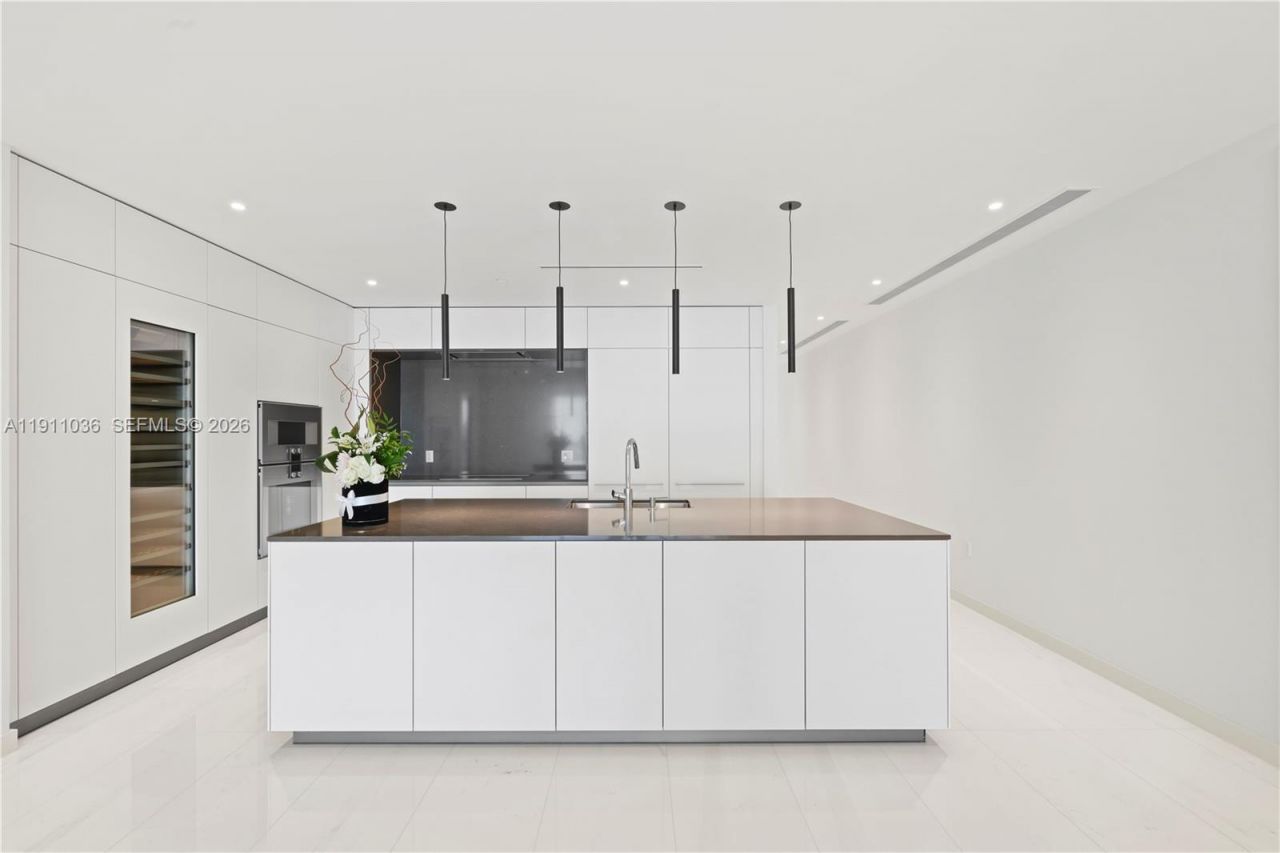 300 Biscayne Blvd Way, Unit 3404C, Miami, FL 33131 Photo