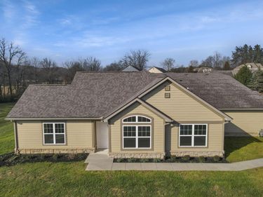 681 Woods Edge Lane, Newark, OH 43055