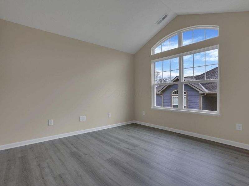 681 Woods Edge Lane, Newark, OH 43055 Photo 12