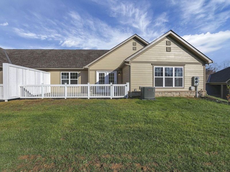 681 Woods Edge Lane, Newark, OH 43055 Photo 46