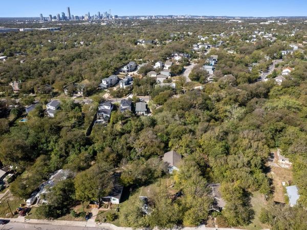 1132 Eleanor ST, Austin, TX 78721