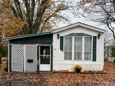15 Lobue Lane, Buffalo, NY 14225