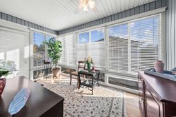 820 9th Ave. S photo 4