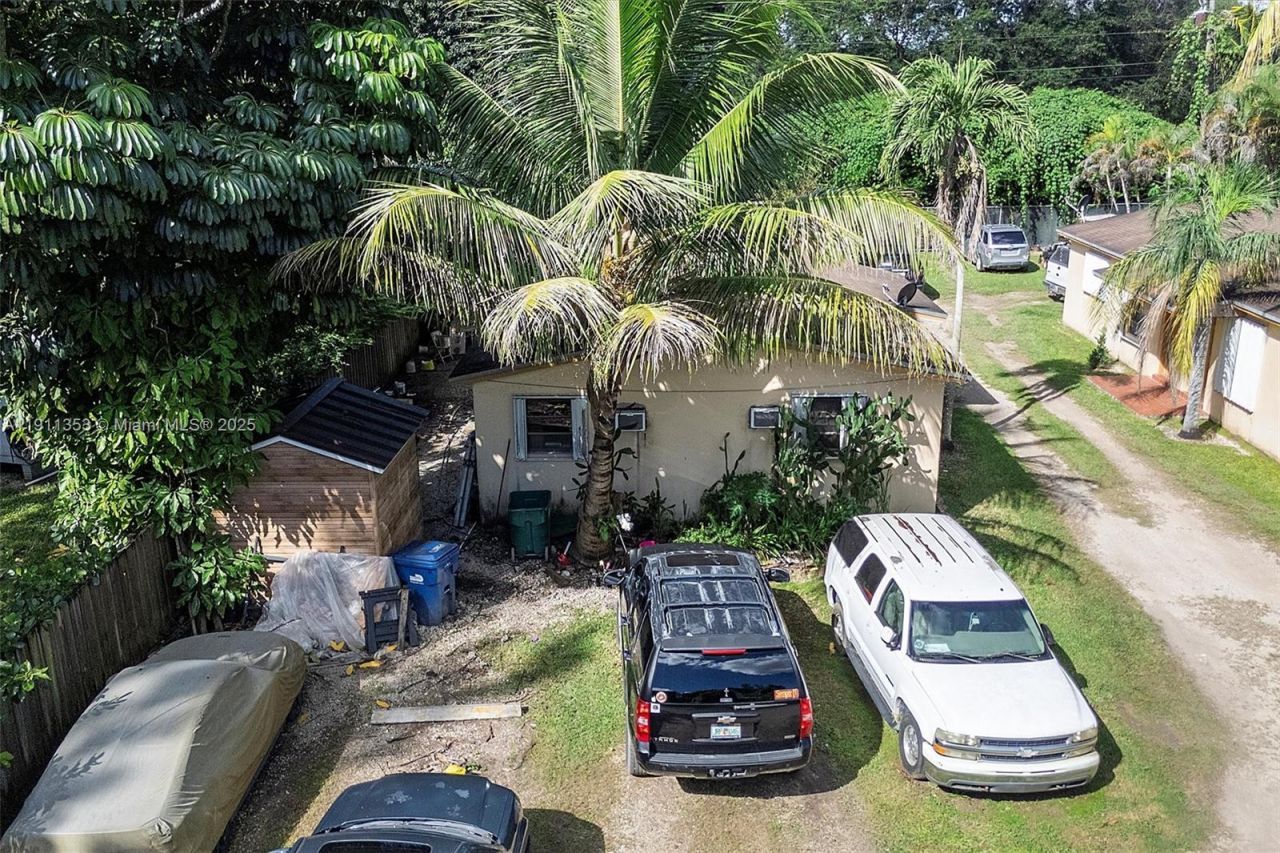 22950 SW 156th Ave, Miami, FL 33170 Photo