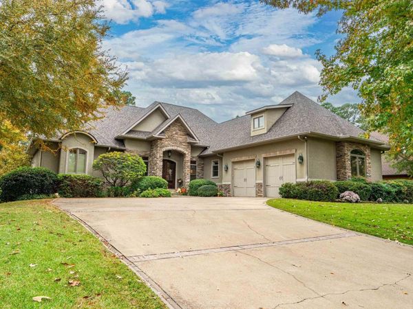 446 Lotus, Hot Springs, AR 71901