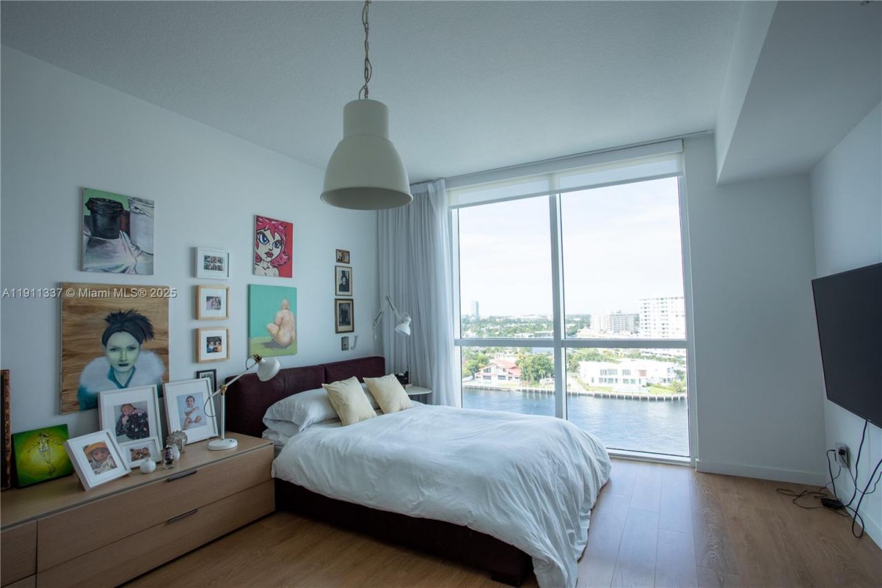 1945 S Ocean Dr, Unit 1108, Hallandale Beach, FL 33009 Photo