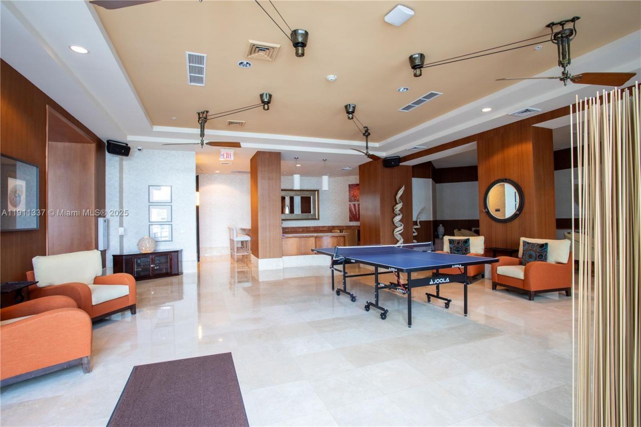 1945 S Ocean Dr, Unit 1108, Hallandale Beach, FL 33009 Photo