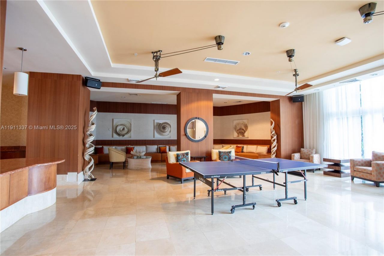 1945 S Ocean Dr, Unit 1108, Hallandale Beach, FL 33009 Photo