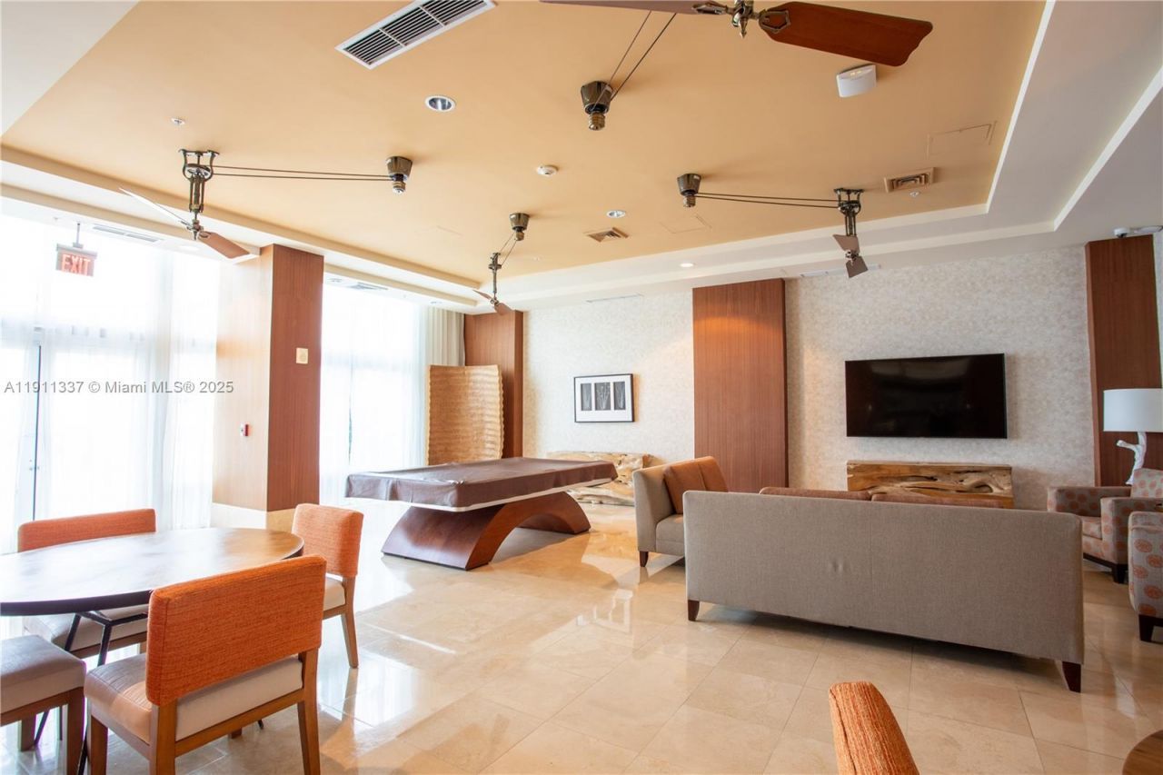 1945 S Ocean Dr, Unit 1108, Hallandale Beach, FL 33009 Photo