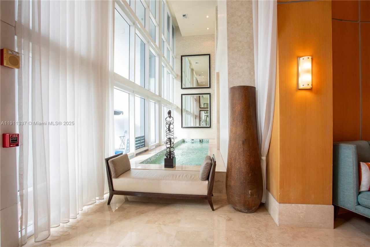 1945 S Ocean Dr, Unit 1108, Hallandale Beach, FL 33009 Photo