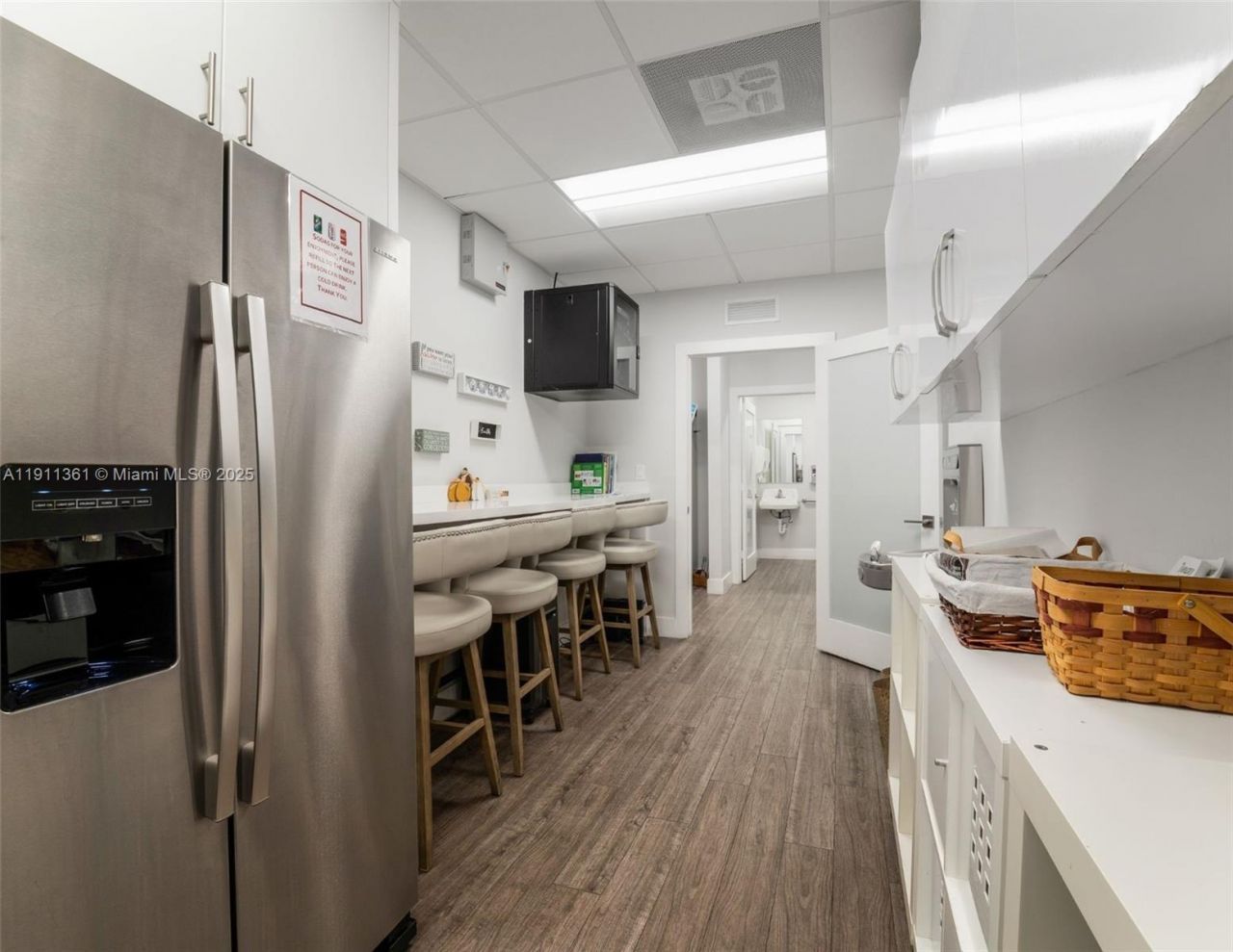 9875 SW 72nd Street, Miami, FL 33173 Photo