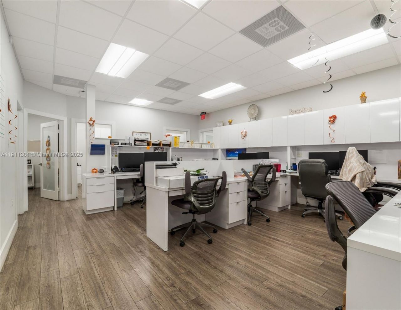 9875 SW 72nd Street, Miami, FL 33173 Photo