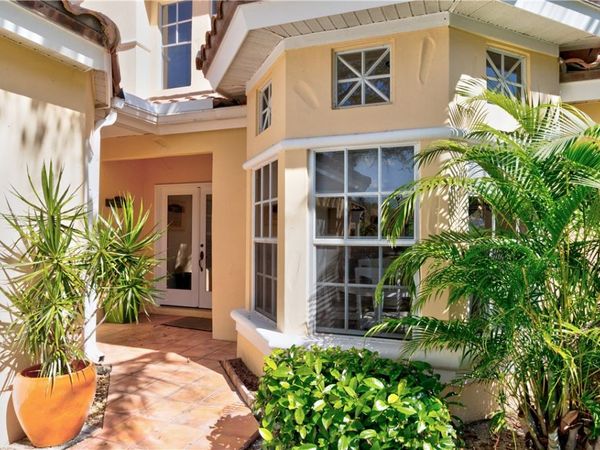 4842 S Newport Island Drive, Unit 1-B, Vero Beach, FL 32967