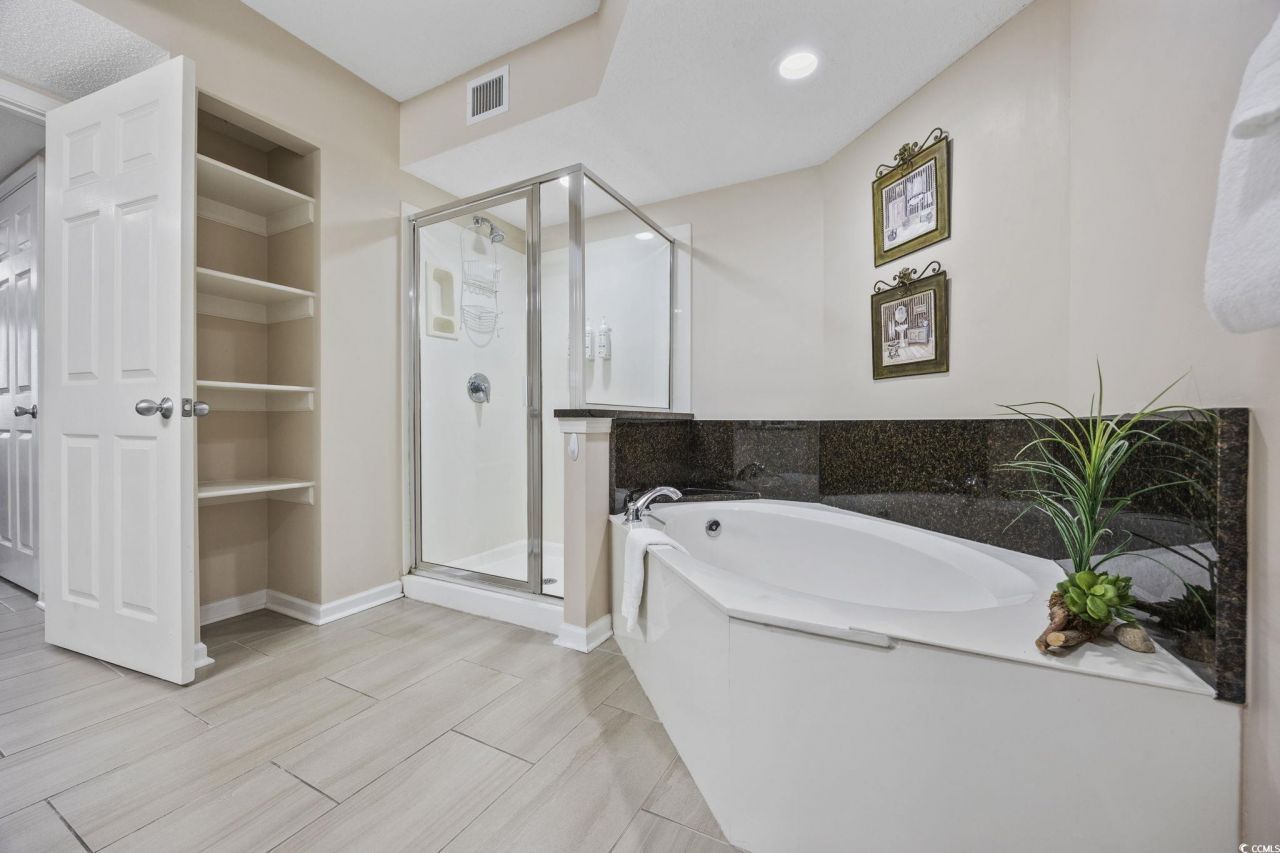 2151 Bridge View Dr. Photo 15