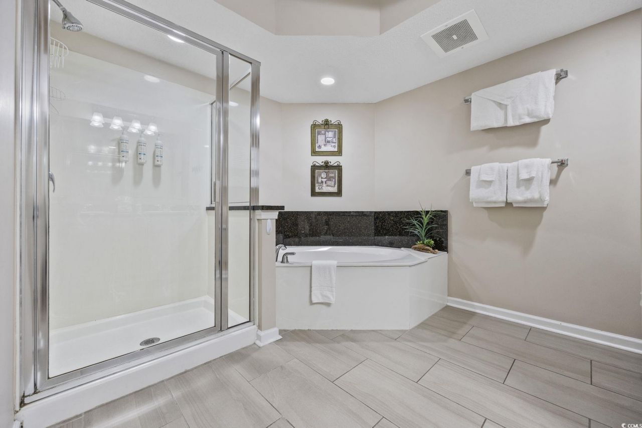 2151 Bridge View Dr. Photo 17