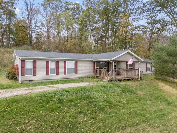 320 Hough Road, Chillicothe, OH 45601