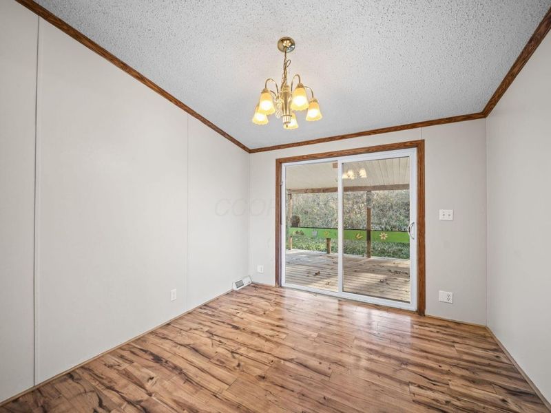 320 Hough Road, Chillicothe, OH 45601 Photo 8