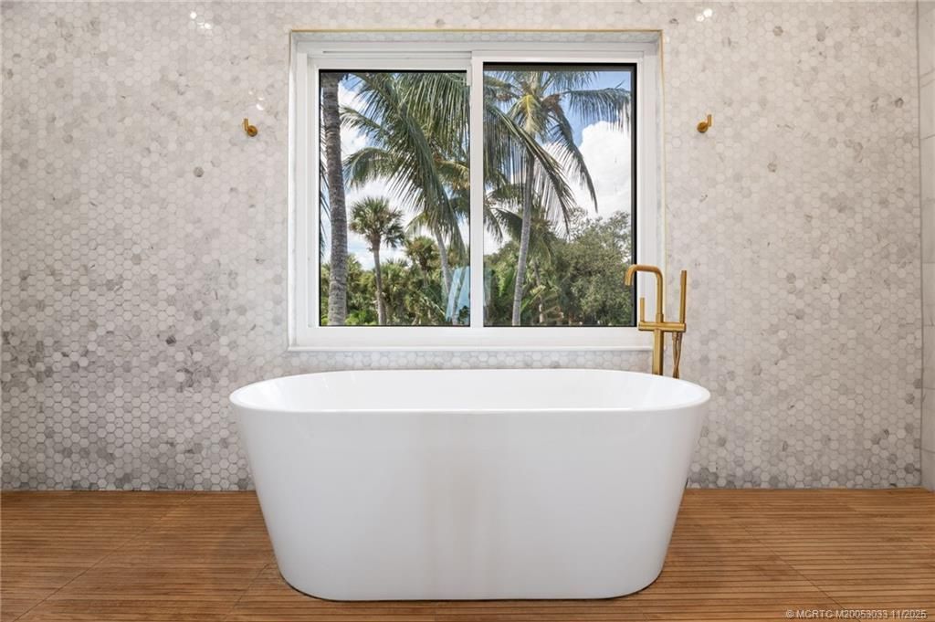 130 N Sewalls Point Road, Stuart, FL 34996 Photo