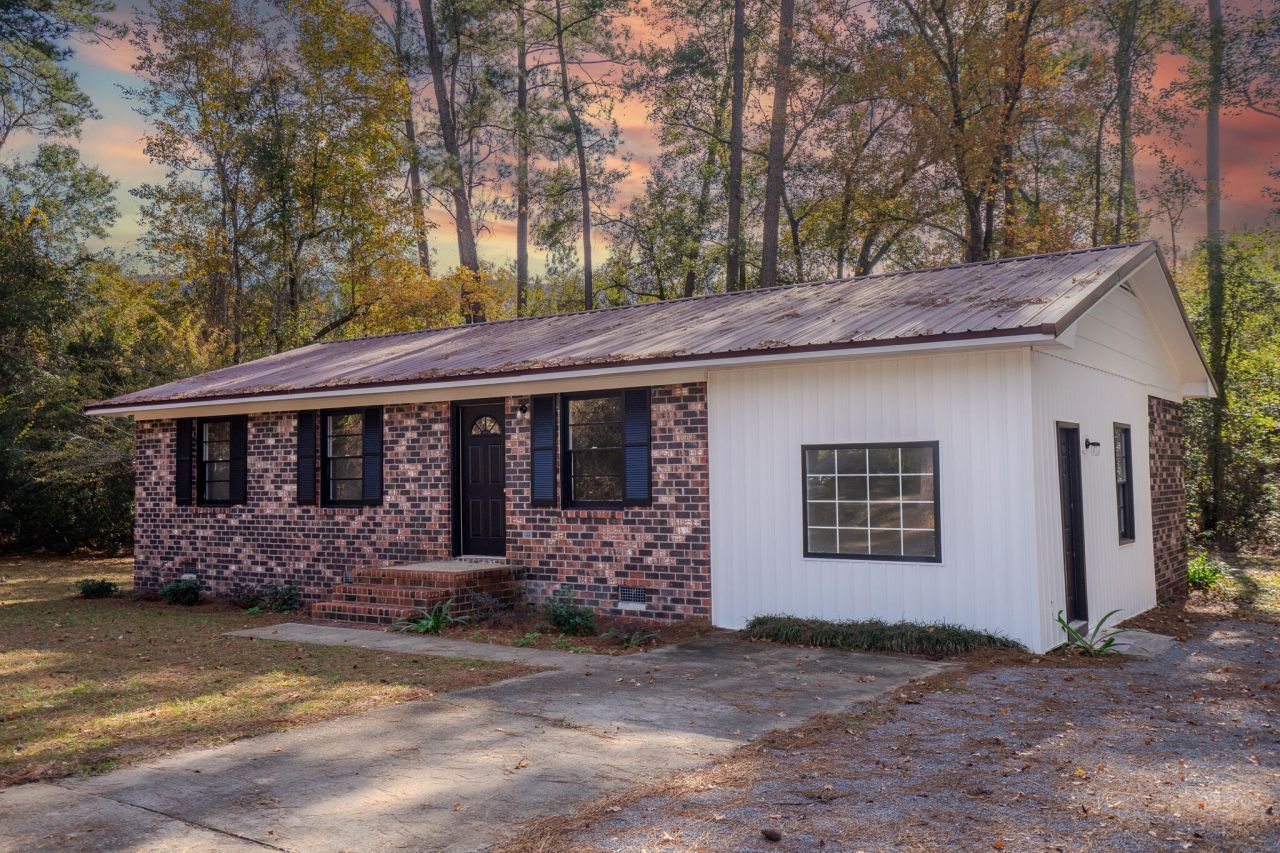 36 Breddell Court Photo 5