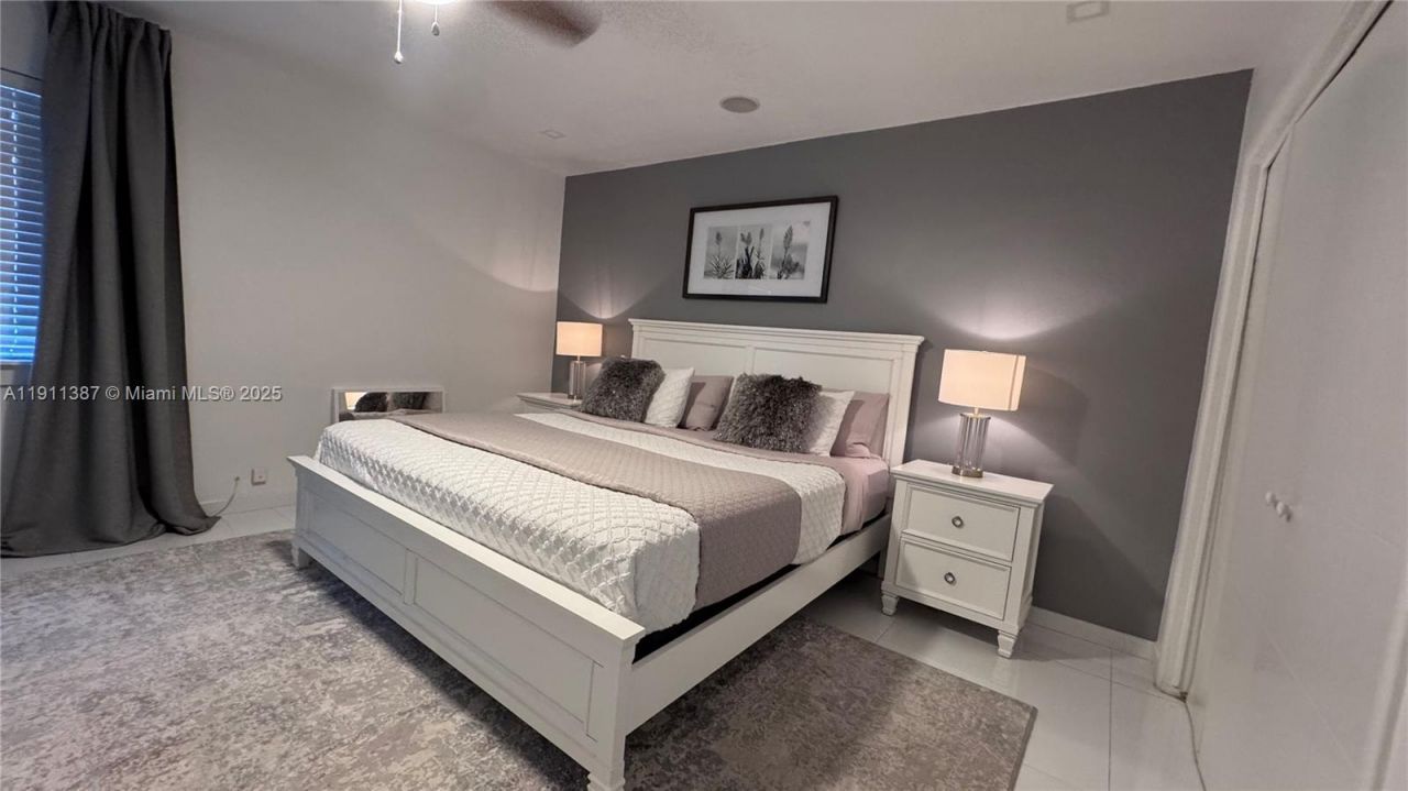 1332 Van Buren St (avail 04/01/2026), Hollywood, FL 33019 Photo