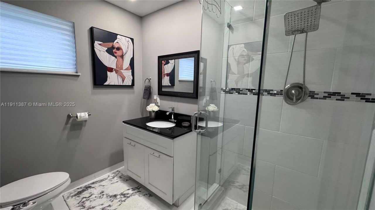 1332 Van Buren St (avail 04/01/2026), Hollywood, FL 33019 Photo