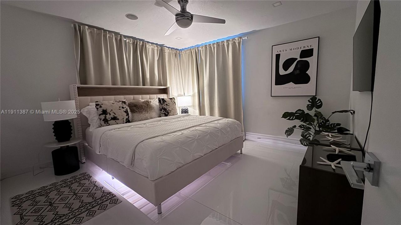 1332 Van Buren St (avail 04/01/2026), Hollywood, FL 33019 Photo