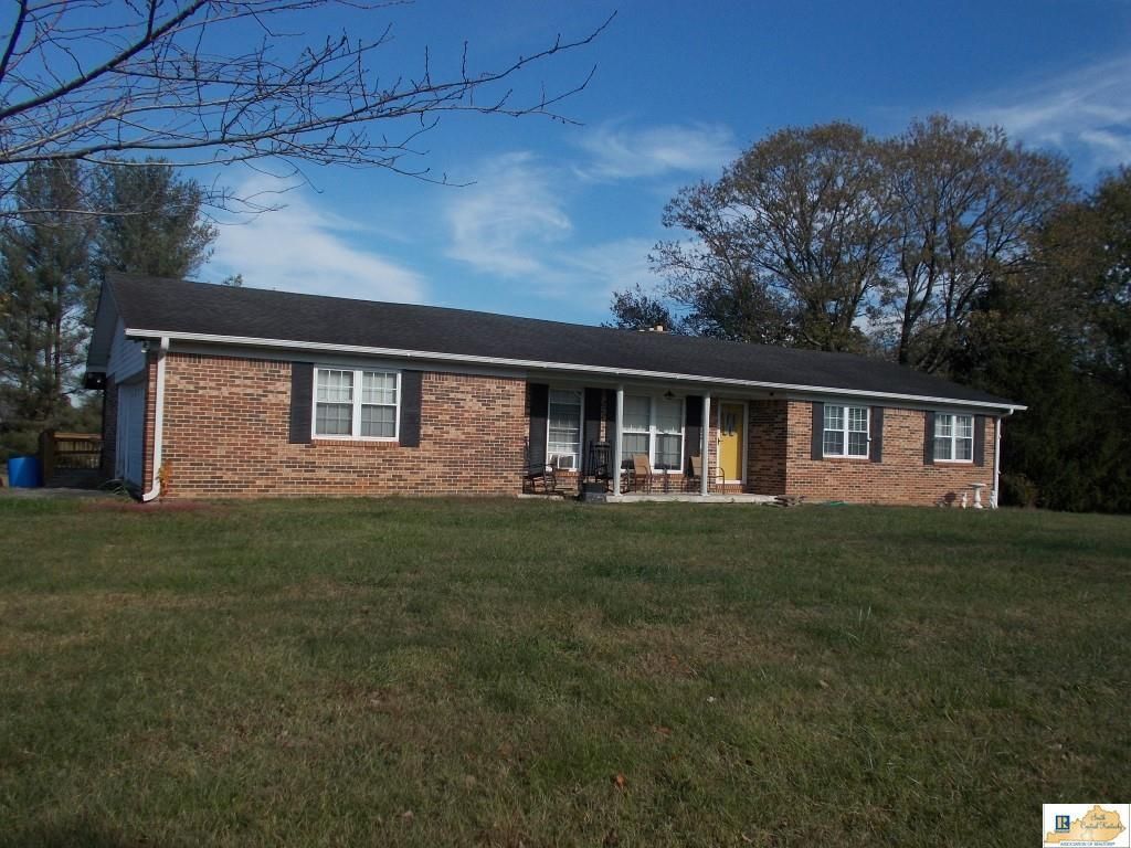 140 Akersville Road, Fountain Run, KY 42133 Main Photo