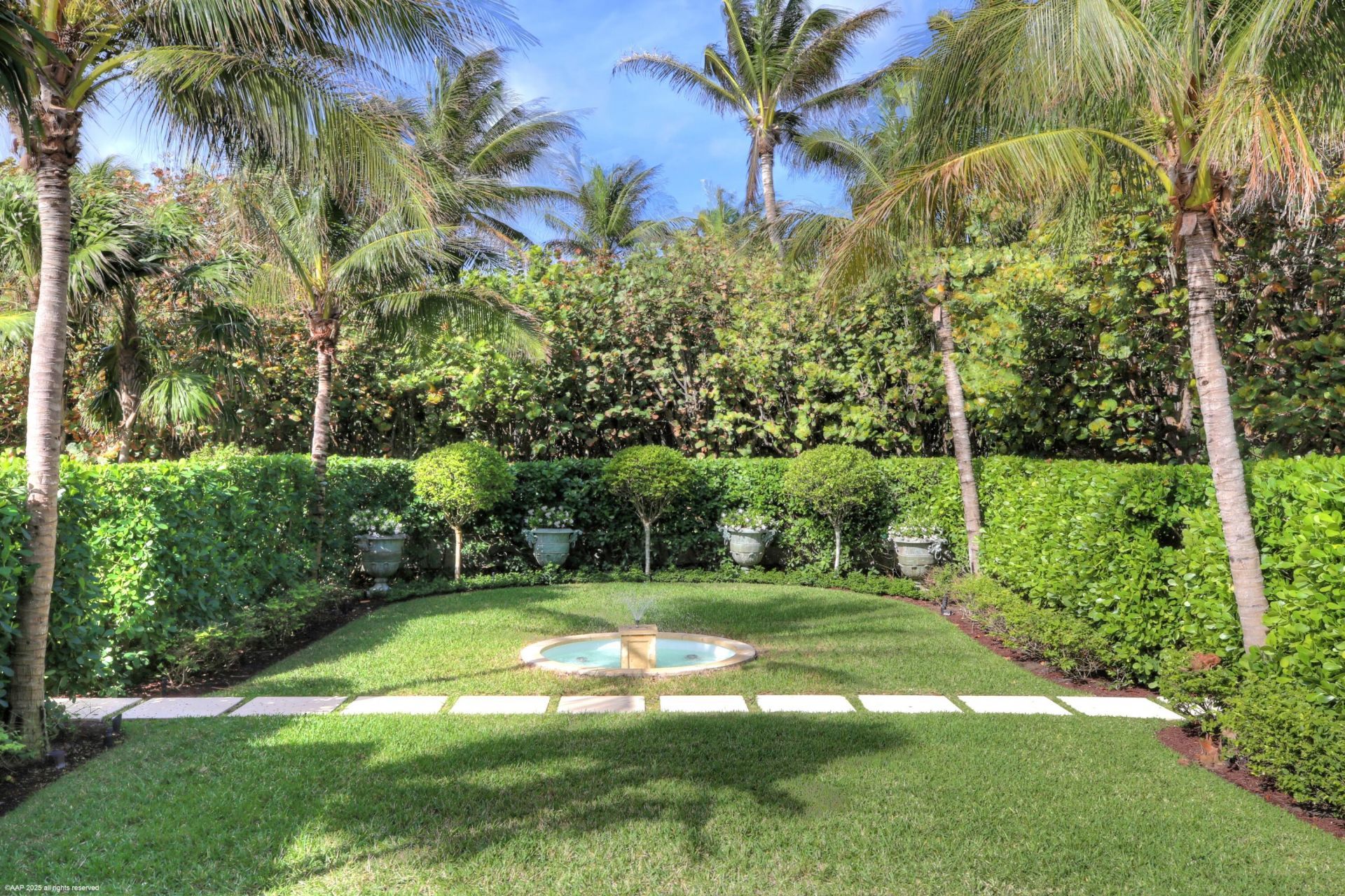 245 S Beach Road, Jupiter Island, FL 33455 Photo