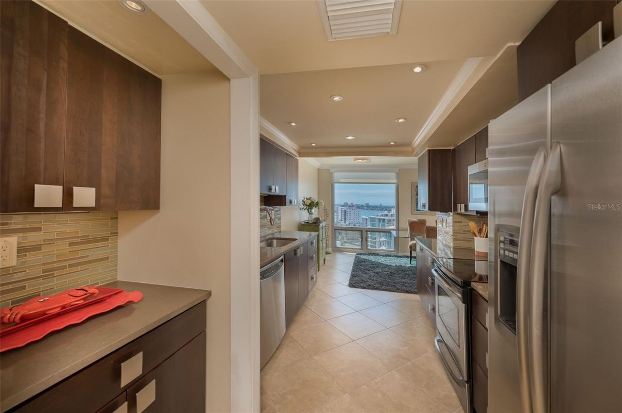 1111 N Gulfstream Avenue, Unit 16F, Sarasota, FL 34236 Photo