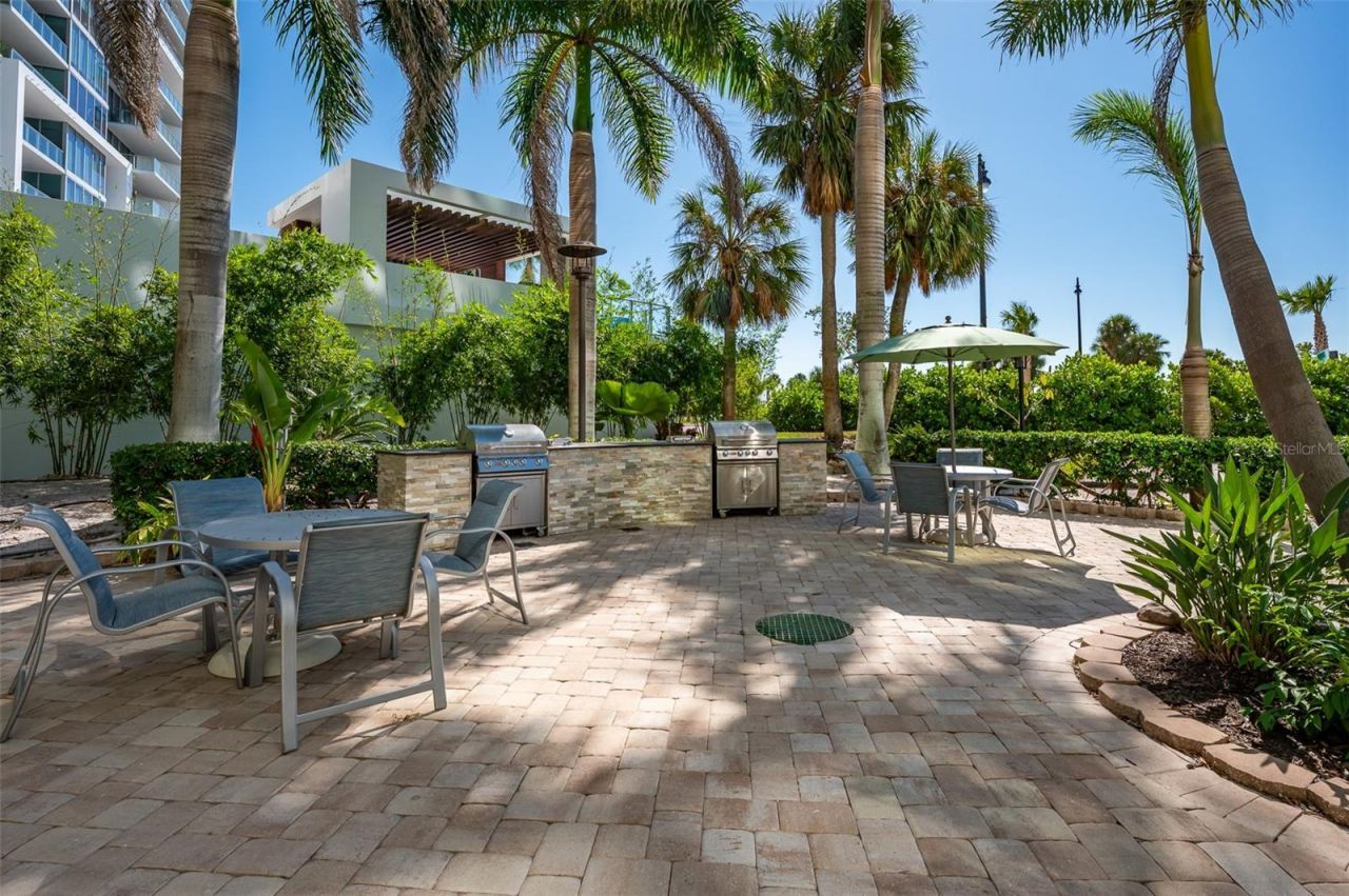 1111 N Gulfstream Avenue, Unit 16F, Sarasota, FL 34236 Photo