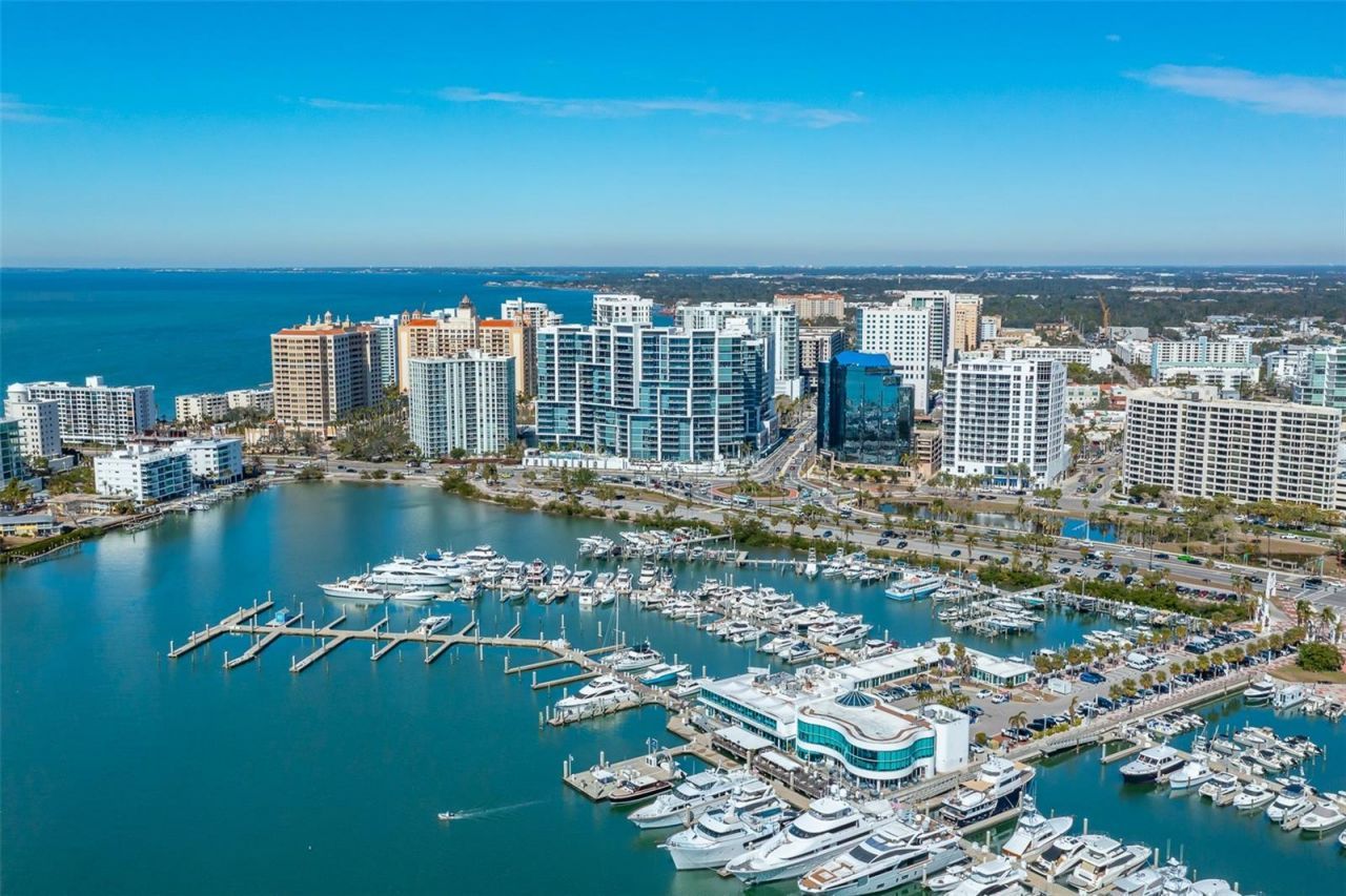 1111 N Gulfstream Avenue, Unit 16F, Sarasota, FL 34236 Photo