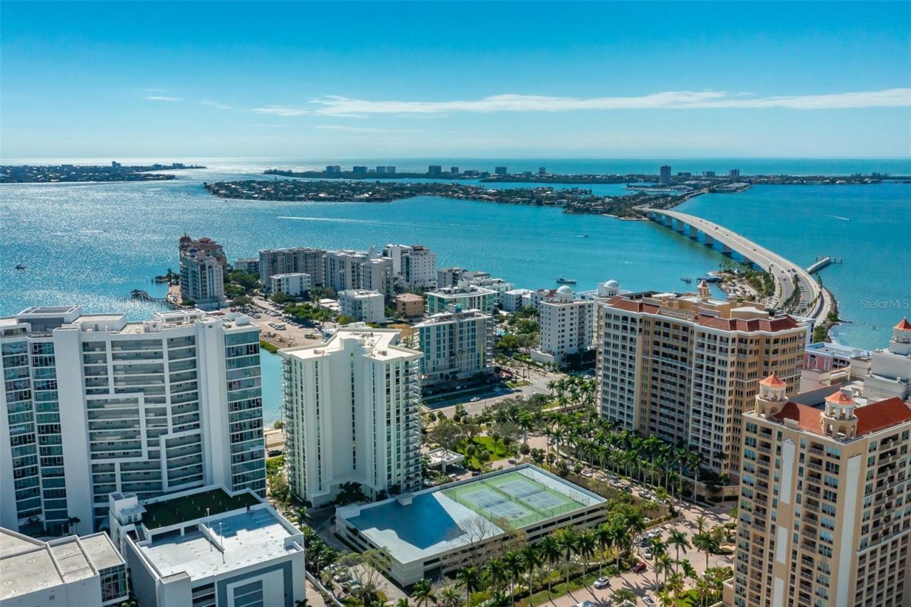 1111 N Gulfstream Avenue, Unit 16F, Sarasota, FL 34236 Photo