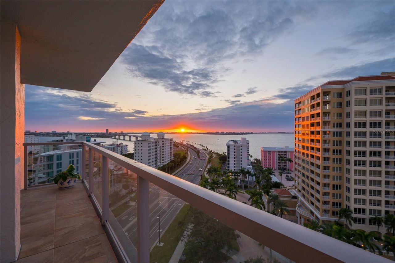 1111 N Gulfstream Avenue, Unit 16F, Sarasota, FL 34236 Photo