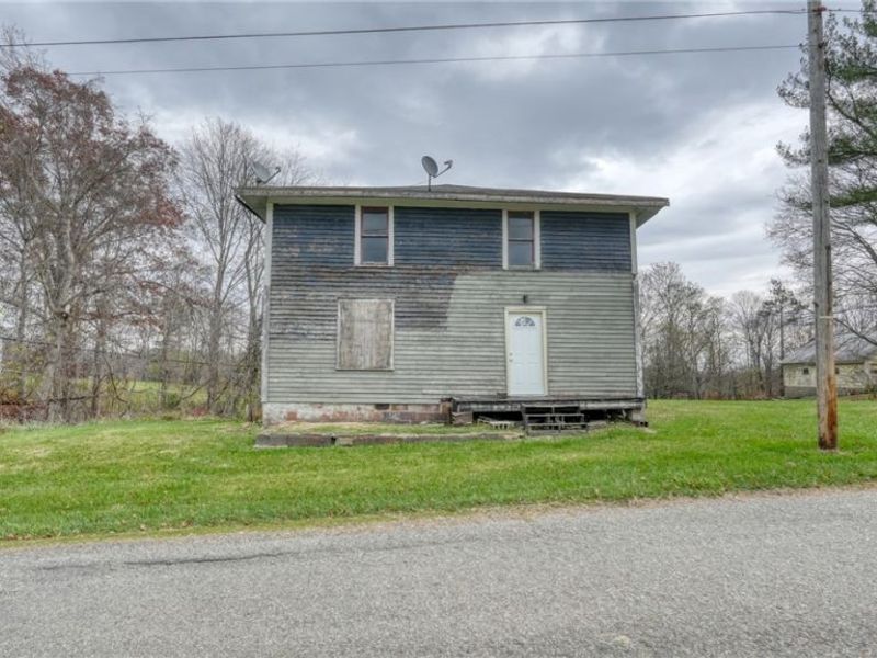 220 Church Street, Senecaville, OH 43780 Photo 1