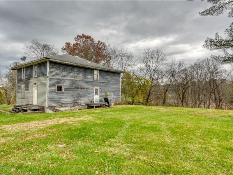 220 Church Street, Senecaville, OH 43780 Photo 5