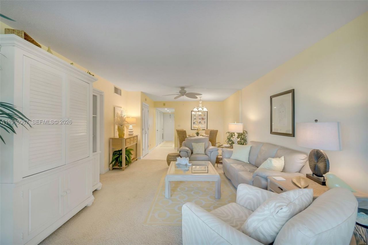 555 NW 4th Ave, Unit 2200, Boca Raton, FL 33432 Photo