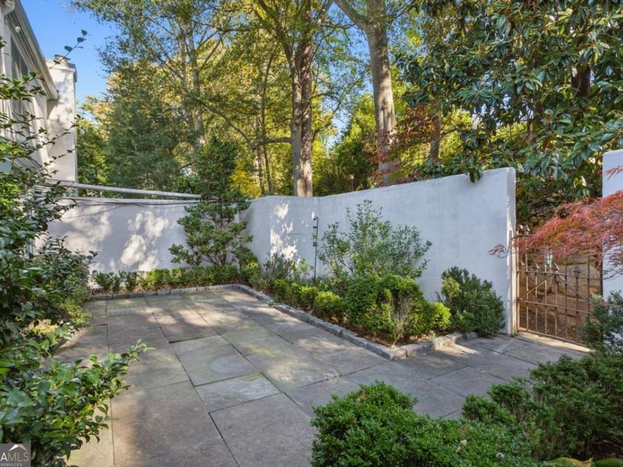 Property Image 44