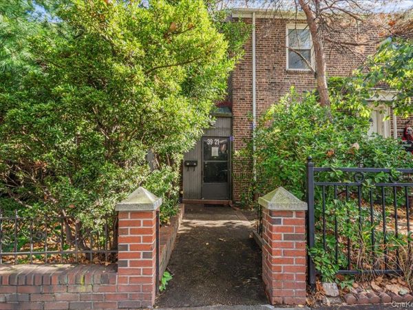 3921 48th Street, Sunnyside, NY 11104