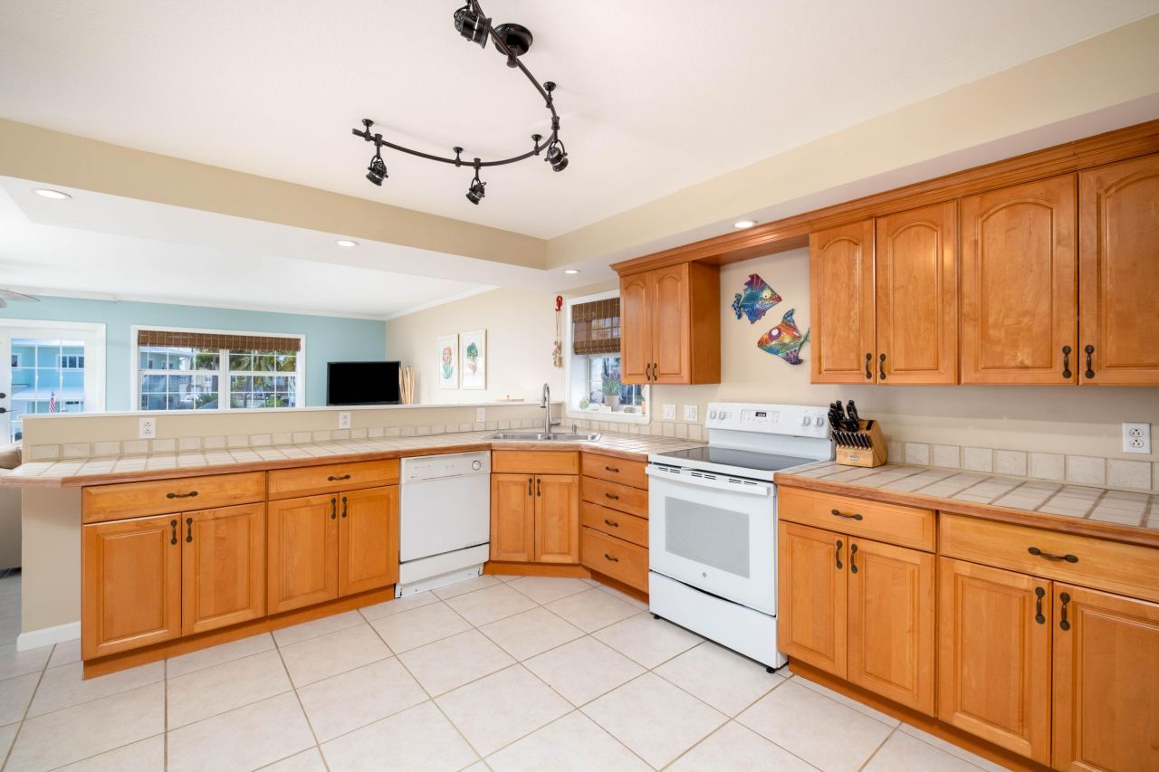 1202 Mockingbird Road, Key Largo, FL 33037 Photo