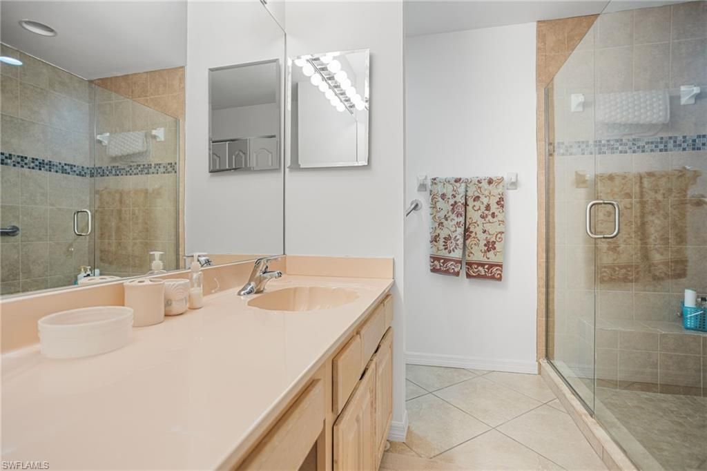 15162 Majorca Bay Dr, Unit 2, Naples, FL 34110 Photo