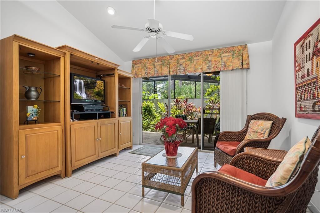 15162 Majorca Bay Dr, Unit 2, Naples, FL 34110 Photo